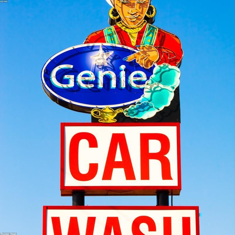 GlossPro Car Wash & Wax Shampoo (500ml)